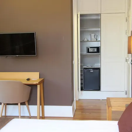 Rural Ξενοδοχείο 4*