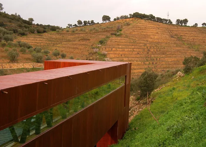 Rural Hotel Longroiva