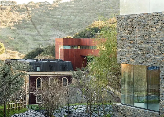 Rural Ξενοδοχείο 4*